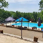 Bed & Breakfast Le Nieudegat Et Table D'hote Piscine Climatisation Proche De Sarlat Au Coeur De La Nature 3*