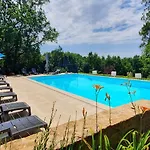 Gite Le Nieudegat Chambre Et Table D'Hote , Kitchenette , Climatisation Et Borne Electrique Bed & Breakfast Simeyrols