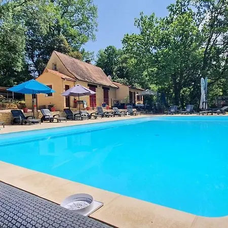 Le Nieudegat D'hote , Kitchenette , Climatisation Et Borne Electrique Bed & Breakfast