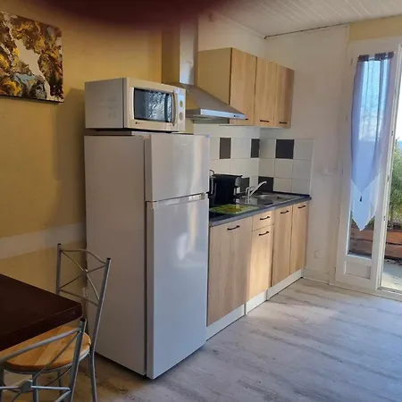Le Nieudegat D'hote , Kitchenette , Climatisation Et Borne Electrique