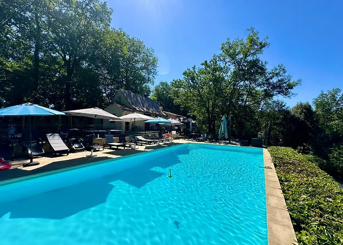 Le Nieudegat Et Table D'hote Piscine Climatisation Proche De Sarlat Au Coeur De La Nature Bed & Breakfast Simeyrols